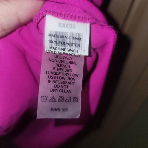 Fuchsia Woman's Plus sz 2X Chaus Shirt short sleeves - Picture 4 of 9